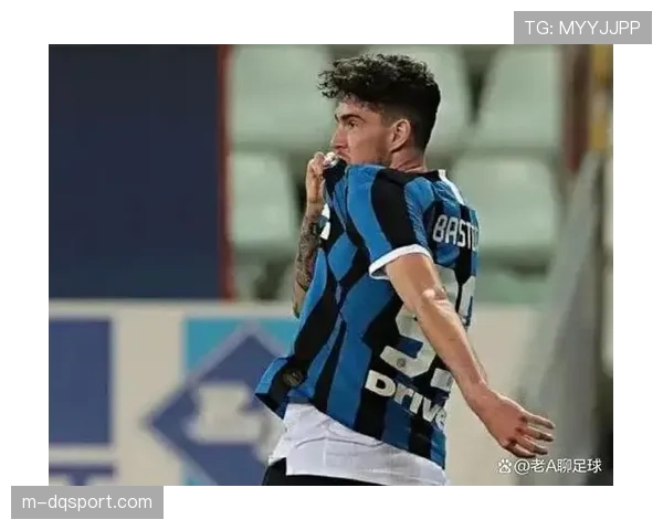 国米后卫巴斯托尼因伤缺席合练,周末防线组合面临重组 国米后卫巴斯托尼因伤缺席合练,周末防线组合面临重组