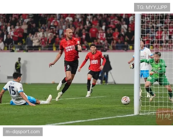 成都蓉城5-1青岛西海岸，8次射正换5球展现高效攻击